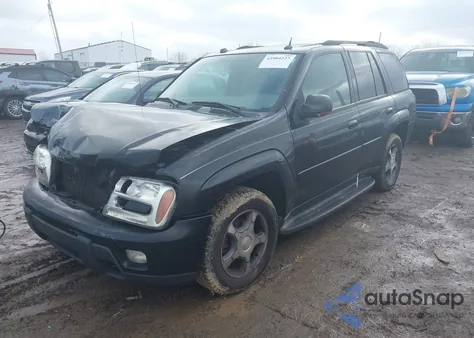 2005 Chevrolet Trailblazer Lt из США, поврежденный, VIN 1GNDT13S252313808